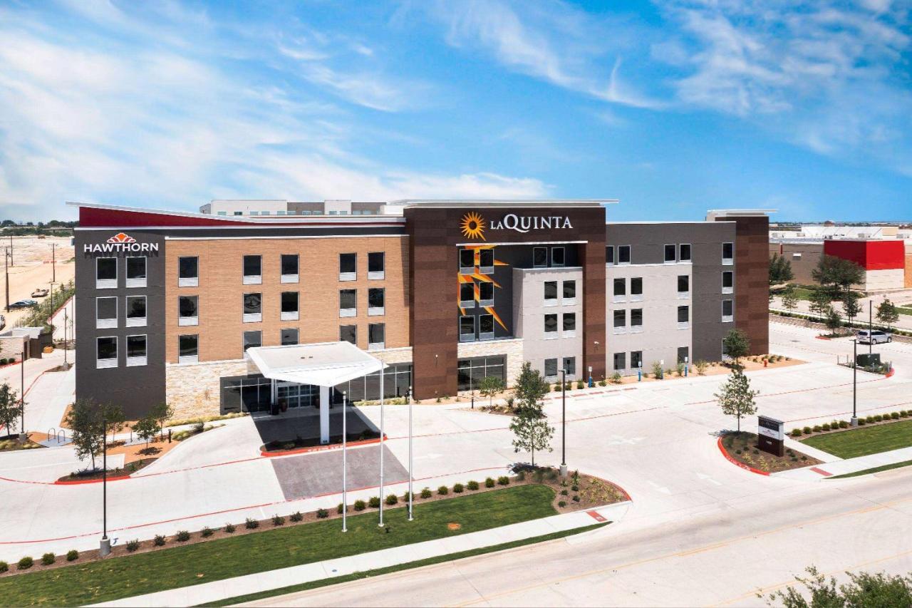 La Quinta Inn & Suites By Wyndham フラッガービル エクステリア 写真