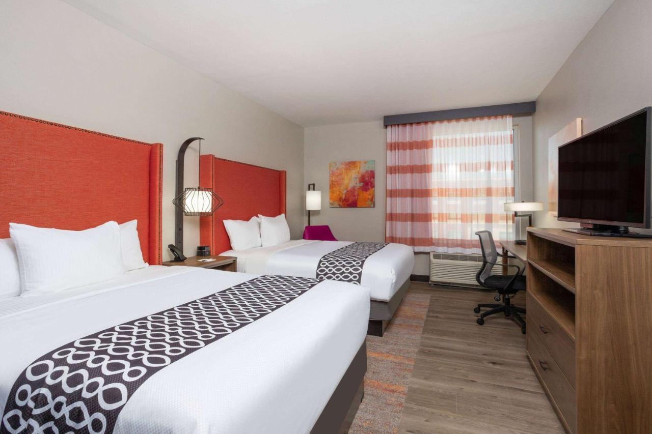 La Quinta Inn & Suites By Wyndham フラッガービル エクステリア 写真